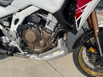 Honda Africa Twin 1100 - 13