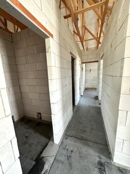4 izbový rodinný dom 113 m2 s rožným pozemkom 385 m2 - 13