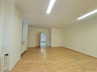 OBCHODNY PRIESTOR NA PRENAJOM - BRATISLAVA STARE MESTO - 13