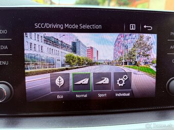 Škoda Scala 1.5 TSI 110kW • 6M • Nardo Grey • 70tkm • TOP - 13