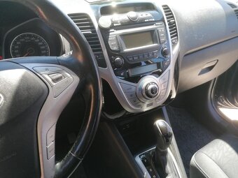 Predám Hyundai ix20 1,6 LPG DOHC CVVT 16V Style AT, 92 kW A6 - 13