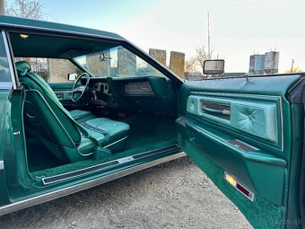 Lincoln Mark IV 1976 7.5 liter V8 - 13