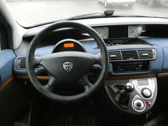 Lancia Phedra 2.2 JTD 125kW, VÝPRODEJ - 13