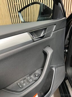 Škoda Superb Combi 2.0 TDI SCR Live - 13