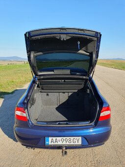 Škoda Superb 2.0 TDI CR 4x4 140k Elegance DSG
 - 13