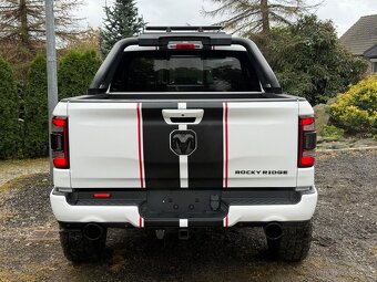DODGE RAM 1500 5,7 HEMI ROCKY RIDGE 2022 - 13
