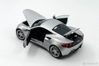 ARTEGA GT 1:18 REVELL - 13