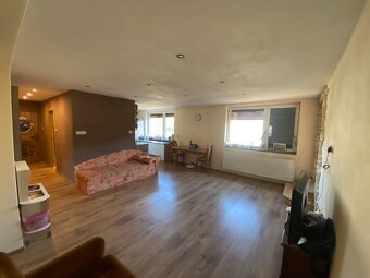 Dvojbytová jednotka v obci Mýtna okres Lučenec - 13