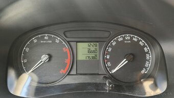 Škoda Fabia 1.2 HTP 175 tisíc km - 13