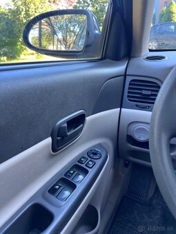 Hyundai accent - 13