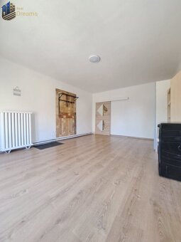 Exkluzívne na predaj 5 izbový rodinný dom - 13