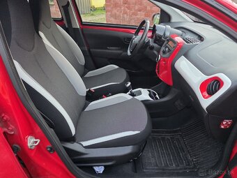 Toyota Aygo AUTOMAT / Benzín / 79 tisíc KM / 2015 - 13