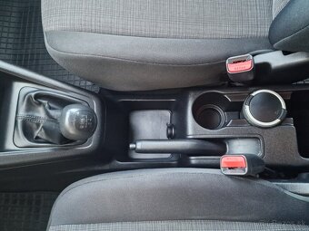 Kia Venga 1.4 CVVT LX SR - 13