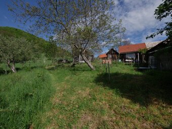 NOMA | Unikátny pozemok 21.000m2 a rodinný DOM v malebnom pr - 13