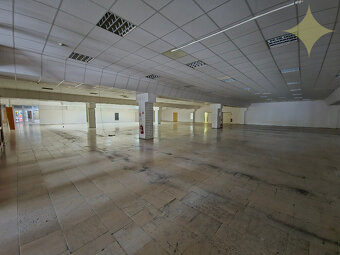 INVESTIČNÁ PRÍLEŽITOSŤ/ PRIEVIDZA, Obchodný (Bytový?) DOM    - 13