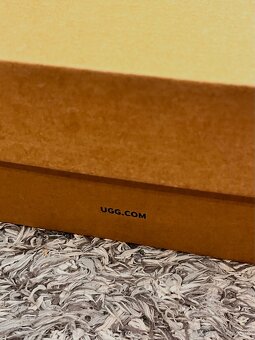 UGG lowmel sand 38 - 13