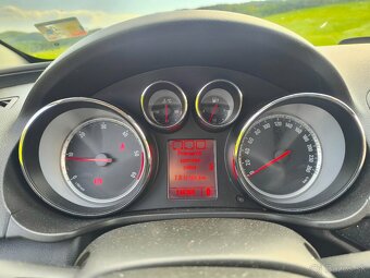 Opel Insignia 2.0 CDTI 160k Sport OPC - 13