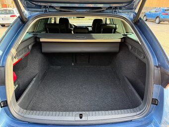 Škoda Octavia Combi 2.0TDI Style AT 2020 - 13