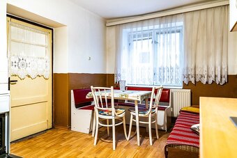 GIRALTOVCE-veľký pozemok 2.196 m2, podpivničený dom, 3xizba - 13