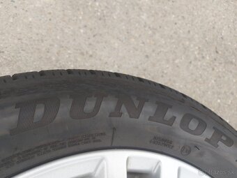 235/55R17 DUNLOP ZIMME PNEUMATIKY - 13