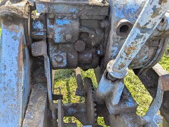 Traktor Kramer K18 - 13