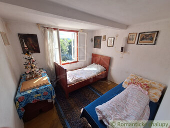 Zachovalá drevenica uprostred prírody, na okraji Turzovky - 13