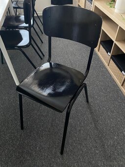 Lavice, stôl a stoličky - 13