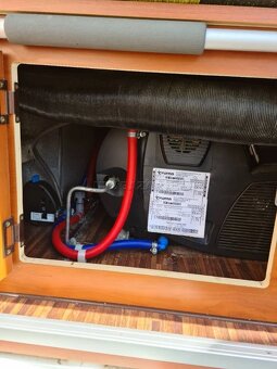 Renault Master 2,5 dci Autokaravan - 13