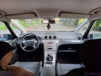 Ford S-max 2.0 TDCi 103 kW - 13