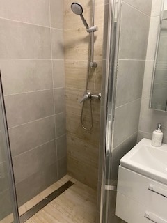 Prenajmem 2-izbový byt s parkovaním na Halalovke - 13