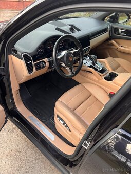 Porsche Cayenne E-Hybrid 4x4 - 13