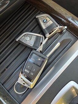 BMW X5 xDrive40d A/T - 13