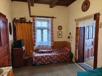 Horné Štitáre - vidiecky rodinný dom s veľkou záhradou 1331m - 13