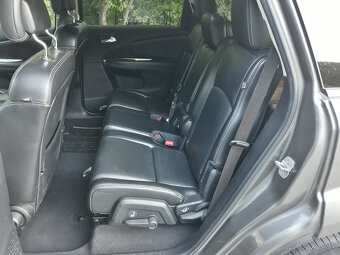 Fiat FREEMONT 4x4 2,0d 16V - 13
