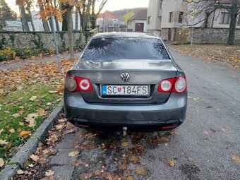 Vw jetta 1.9tdi 77kw 2008 rv - 13