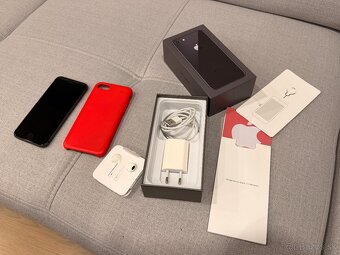 iPhone 8, 64GB Space Gray - 13