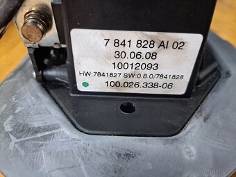 BMW M3 Cabrio E92 diely - dvere, strecha, radiaca páka - 13