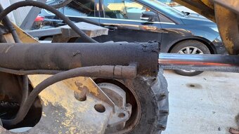 KOMATSU WA 85-3 - 13