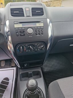 Fiat Sedici 1.6 benzín - 13