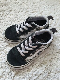 Tenisky vans 24, champion 26 - 13