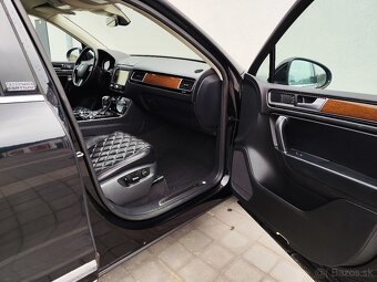 VW Touareg 3.0 TDI 193 kW R-Line Executive Edition - 13