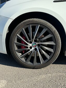Alfa Romeo Giulietta 1.8 TBi 177kw Quadrifoglio Verde QV - 13