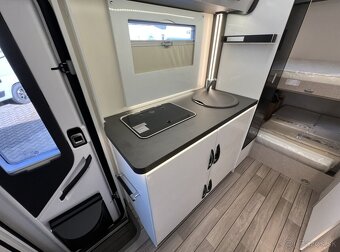 FA 699 DVB TOP VÝBAVA - 13