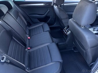 Škoda Superb Combi 2.0 TDI SCR Scout 4x4 DSG - 13