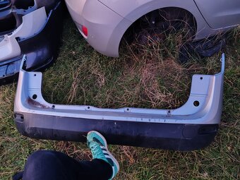 Nárazník zadný škoda suzuki Mercedes Dacia audi - 13