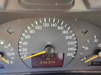 Mercedes Benz E320CDI, 246000km - 13