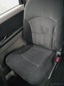 Mitsubishi Grandis 2.0 DID - 13