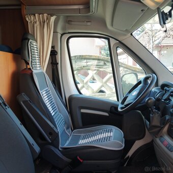 Auto karavan Dethleffs GlobeR A583 - 13