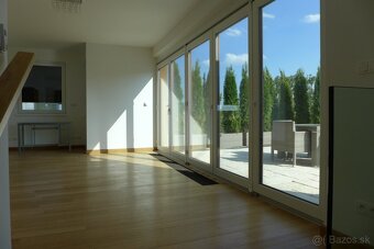 Luxusný 5i RD, 2x parking, 2x TERASA, 3x kúpeľňa, Pezinská - 13