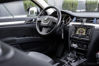 Škoda Superb Combi 2.0 TDI CR 170k Elegance DSG - 13
